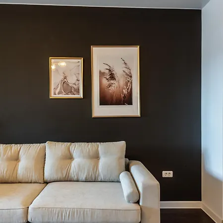 Xcozy Near Center Apartment Bukarest